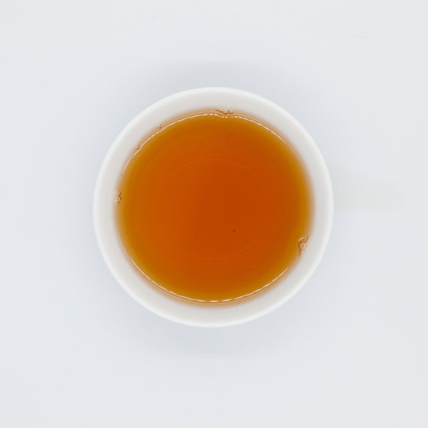 Benifuki black tea from BROO - Craft Tea from Japan. Single-origin, small-batch, pesticide-free tea grown in Yame, Fukuoka. BROO - Craft Tea from Japan - Pesticide-free Benifuki black tea from Yame, Fukuoka, Japan, in sustainable packaging. べにふうき紅茶